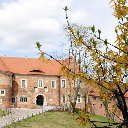 Burghotel Bad Belzig Екстериор снимка