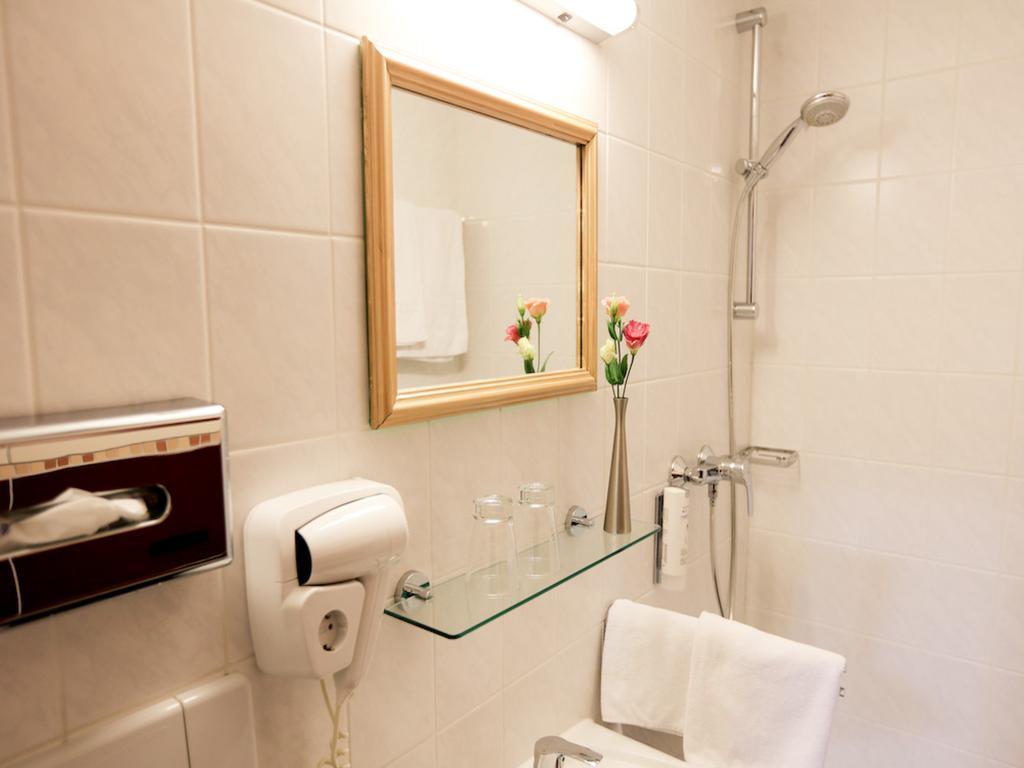 Burghotel Bad Belzig Екстериор снимка
